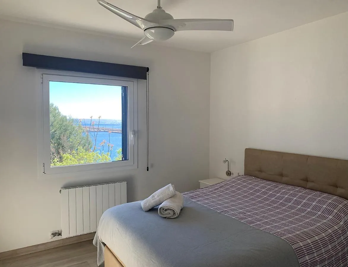 Magnific Apartament A Primera Linia De Mar Sant Feliu de Guixols Apartment