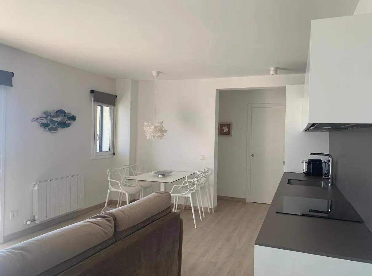 Magnific Apartament A Primera Linia De Mar Sant Feliu de Guixols Spain